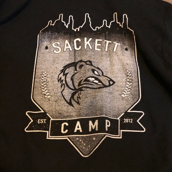 Gildan Sweateshirt - Picture 2 of 6